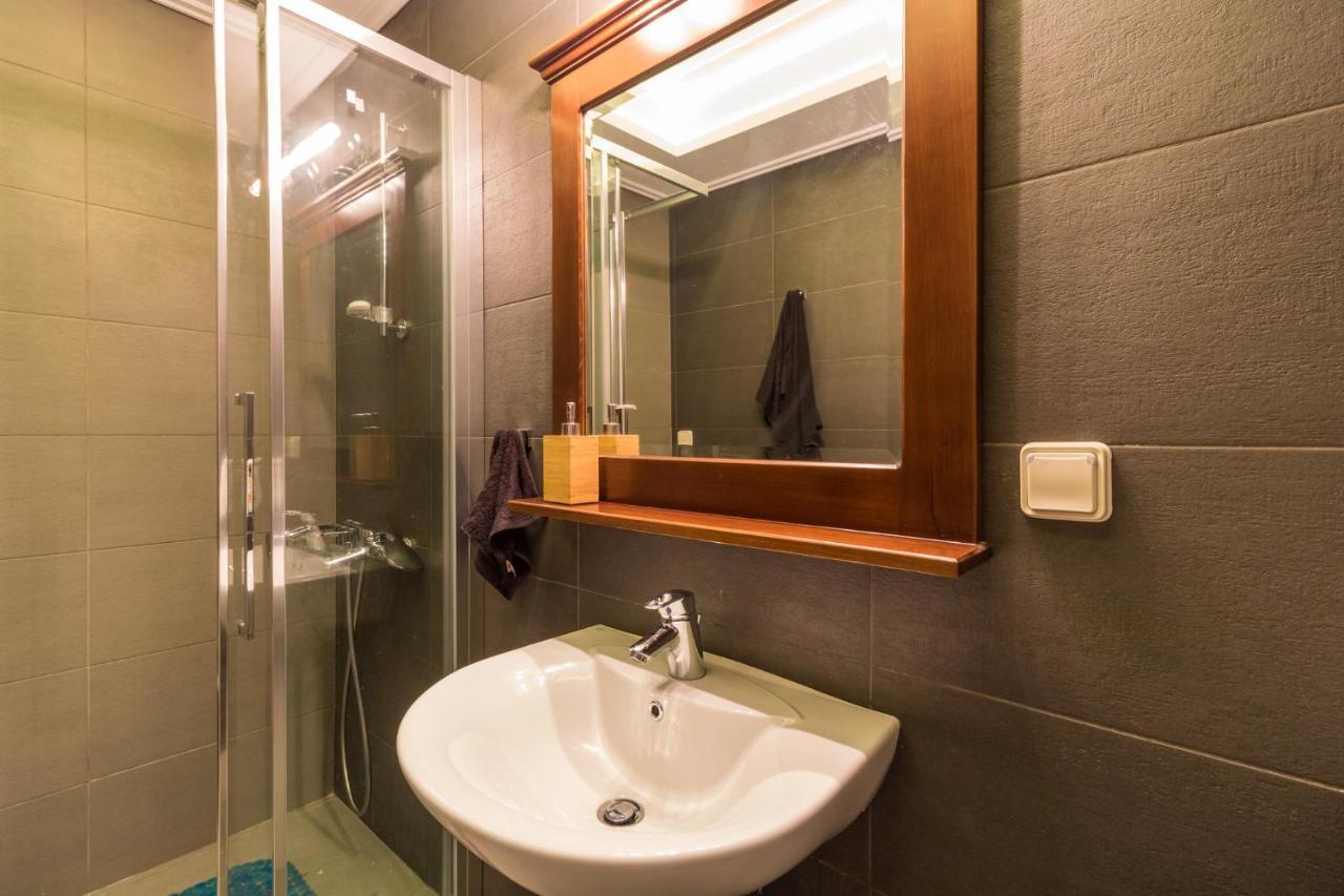 Comfortable And Spacious 2 Bdr Apt Atenas Exterior foto